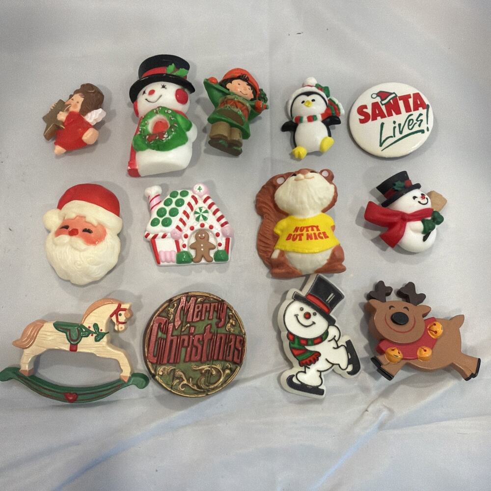 VTG Hallmark Christmas brooch 13 pin lot Santa Gingerbread Horse Reindeer Angel
